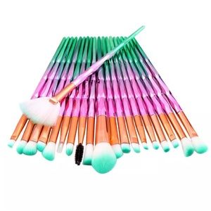 NWT 20 makeup brush set eyes contour metallic